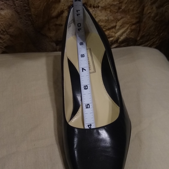 Classy Nordstrom Matte Black Leather Kitten Heels - Picture 2 of 8